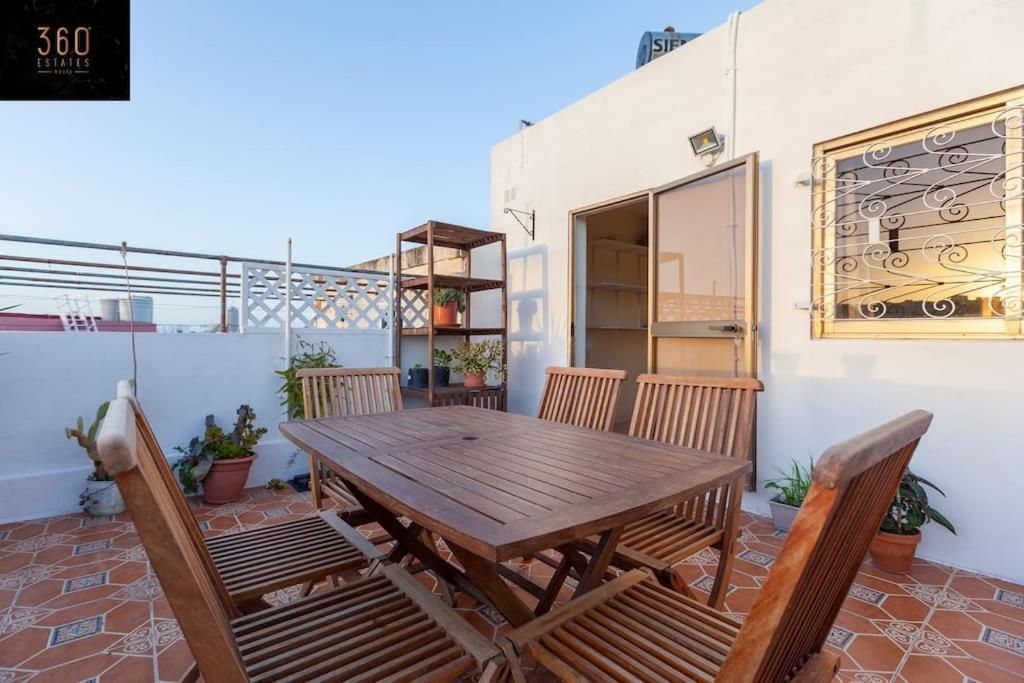 סליאמה Beautiful, Typical Maltese 4Br Home With Roof Top By 360 Estates מראה חיצוני תמונה