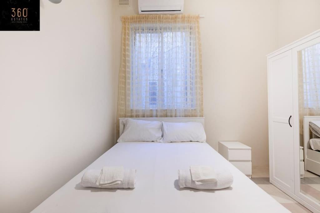 סליאמה Beautiful, Typical Maltese 4Br Home With Roof Top By 360 Estates מראה חיצוני תמונה