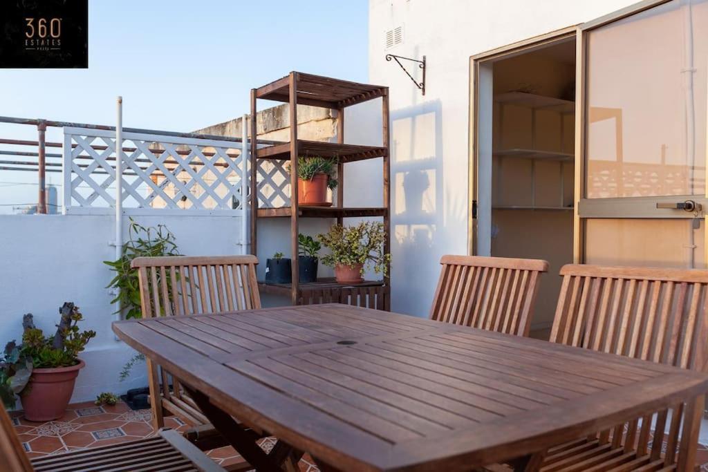 סליאמה Beautiful, Typical Maltese 4Br Home With Roof Top By 360 Estates מראה חיצוני תמונה