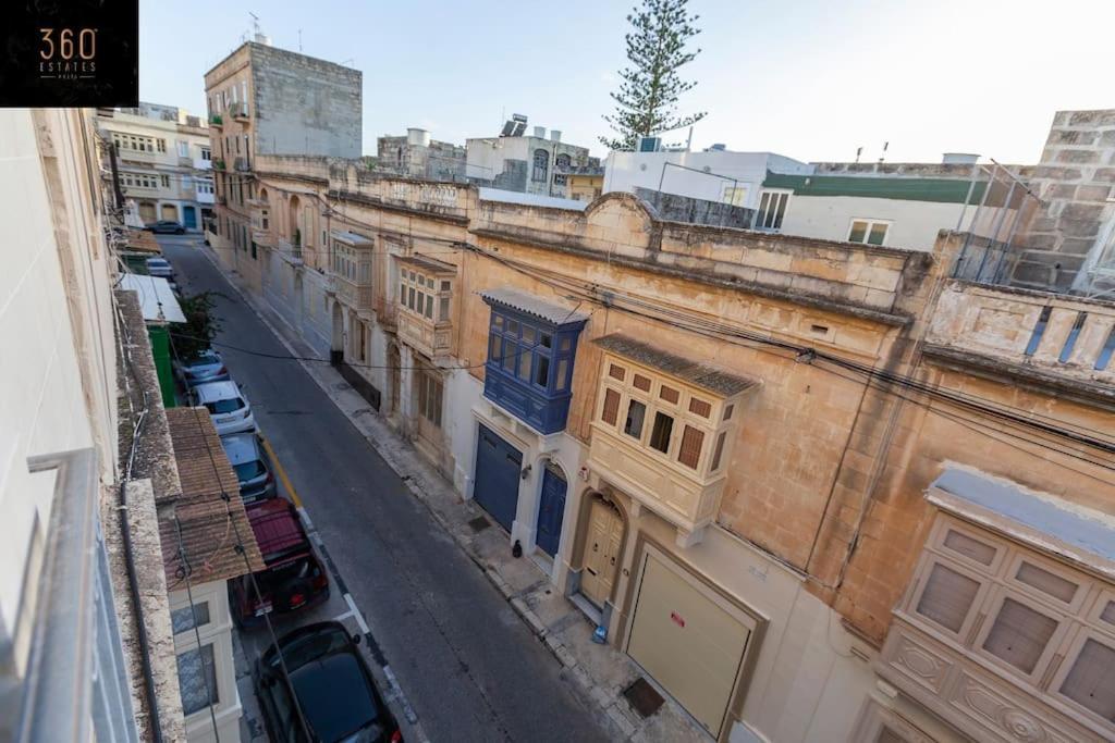 סליאמה Beautiful, Typical Maltese 4Br Home With Roof Top By 360 Estates מראה חיצוני תמונה